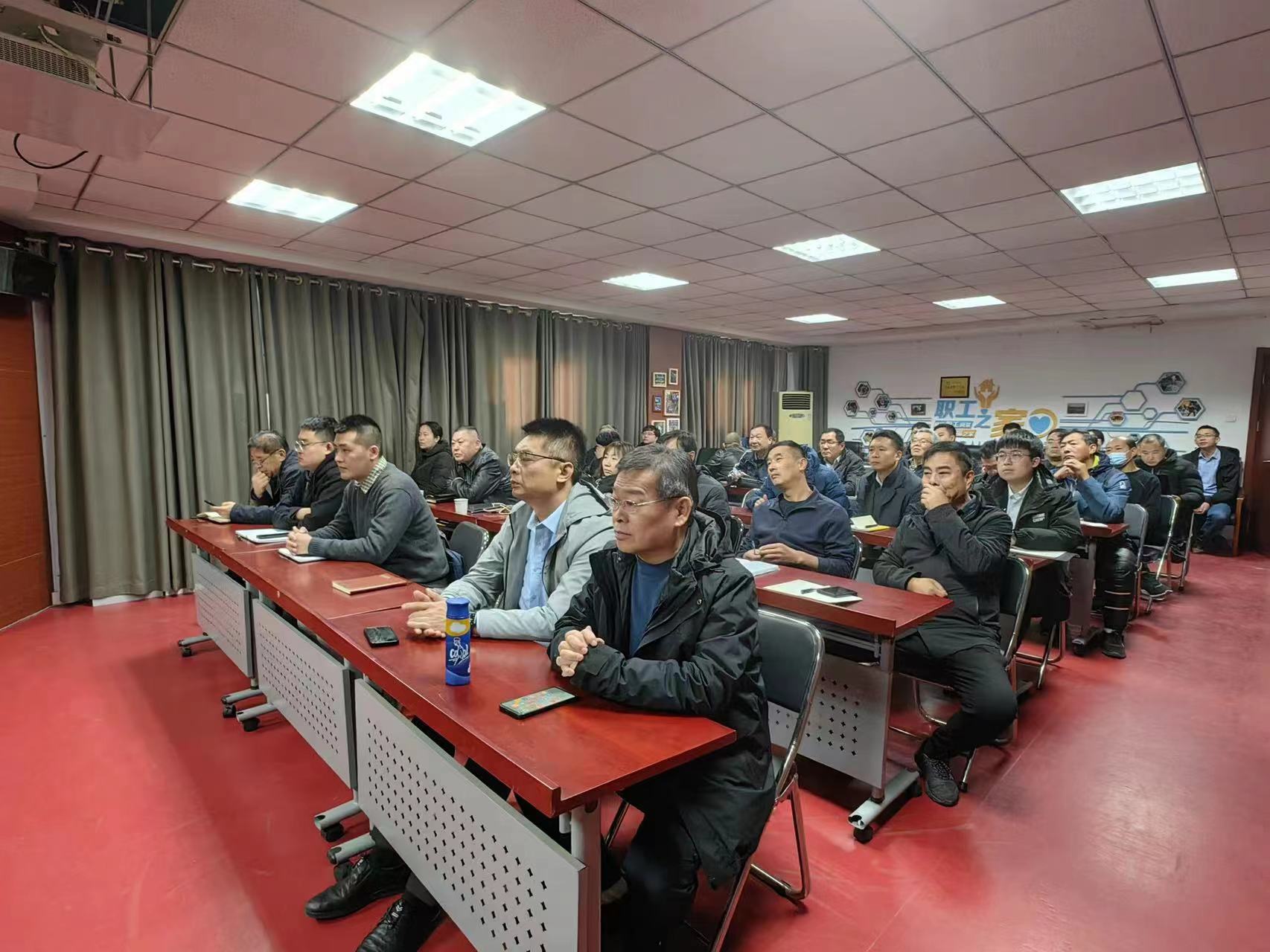 f944127ccd9f61672794598700e548cf.jpg f944127ccd9f61672794598700e548cf.jpg